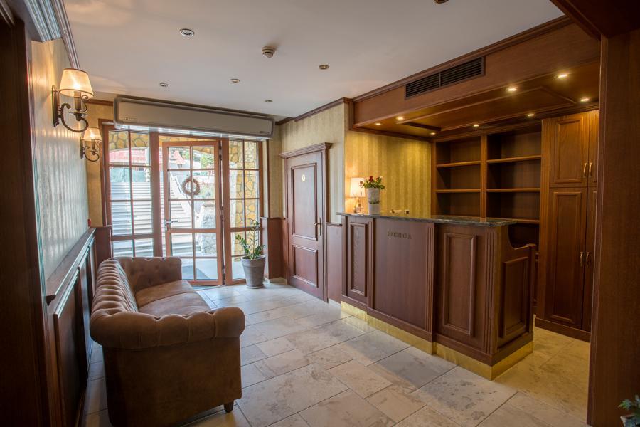 Hunting Chateau Krupina Екстер'єр фото